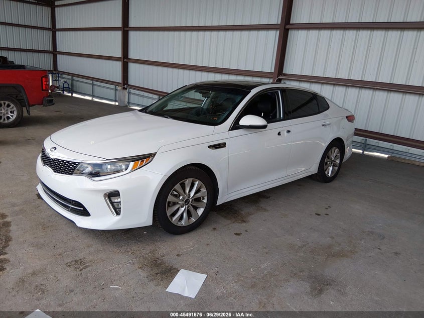 2018 Kia Optima, Unknown, IAAI, VIN 5XXGT4L30JG232990 — photo 2