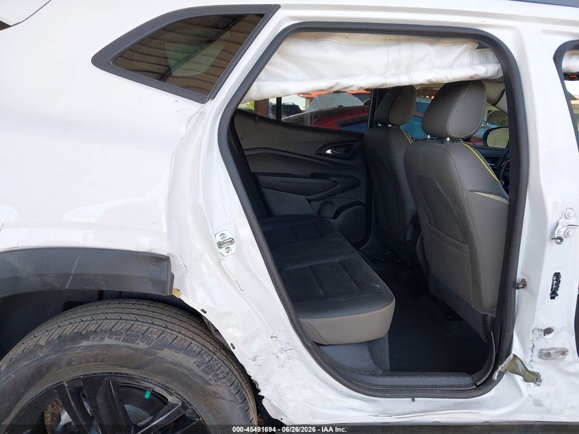 2025 CHEVROLET TRAX auction photo 8