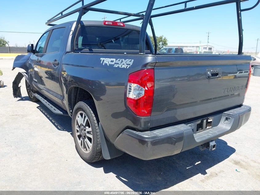 2019 TOYOTA TUNDRA auction photo 3