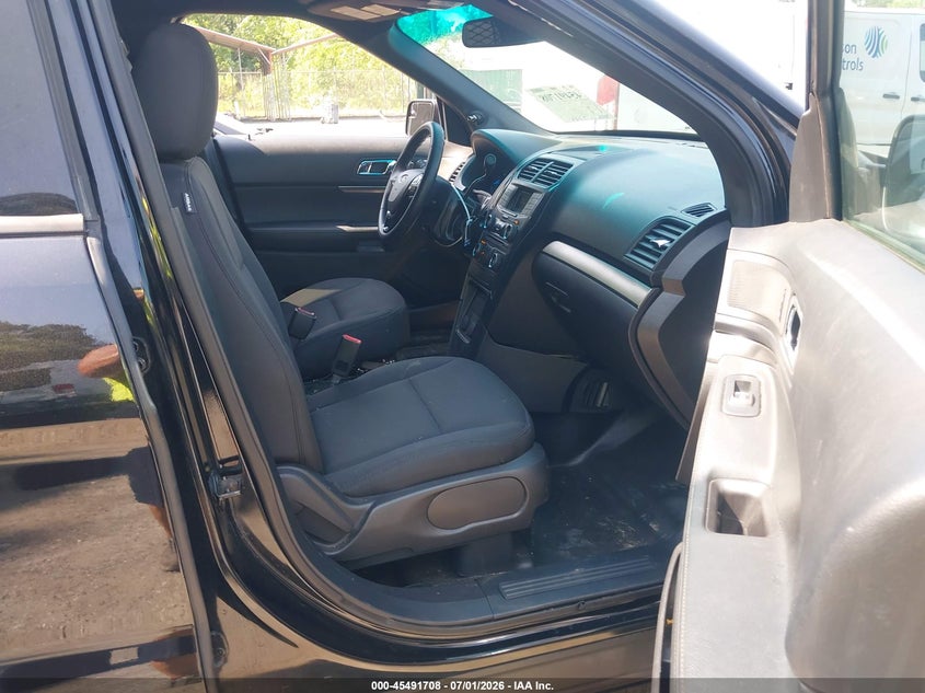 2017 FORD UTILITY POLICE INTERCEPTOR auction photo 5