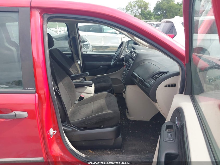2013 DODGE GRAND CARAVAN auction photo 5