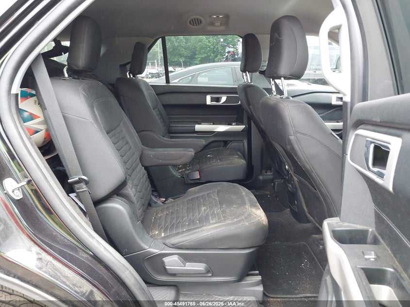 2021 FORD EXPLORER auction photo 8