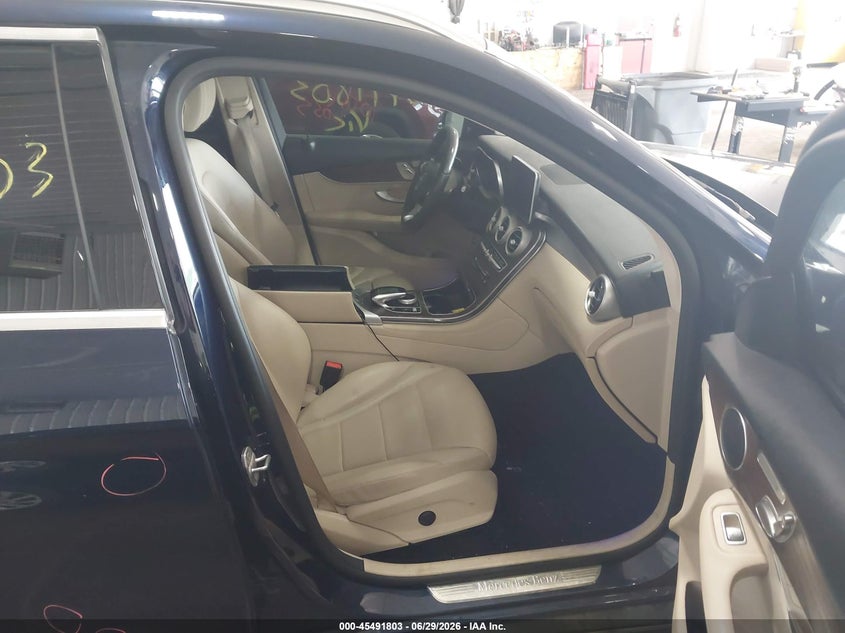 2018 MERCEDES-BENZ GLC 300 auction photo 5