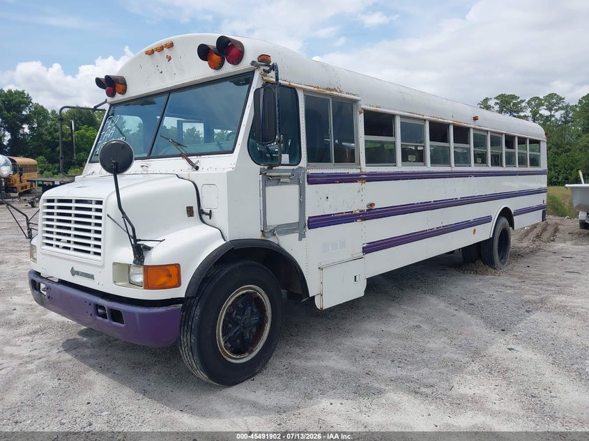 1993 INTERNATIONAL 3000 auction photo 2