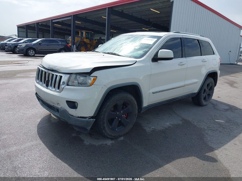 2011 JEEP GRAND CHEROKEE auction photo 2