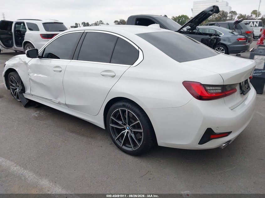 Vin: 3mw5r1j04n8c77812, lot: 45990108, bmw 330i 20223
