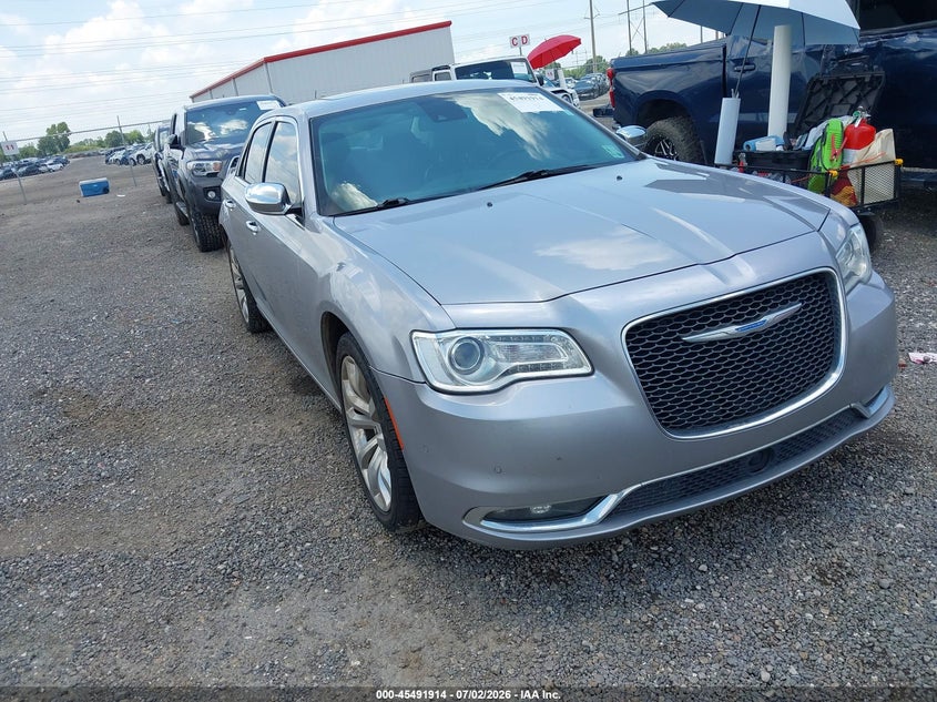 2018 CHRYSLER 300 auction photo 1