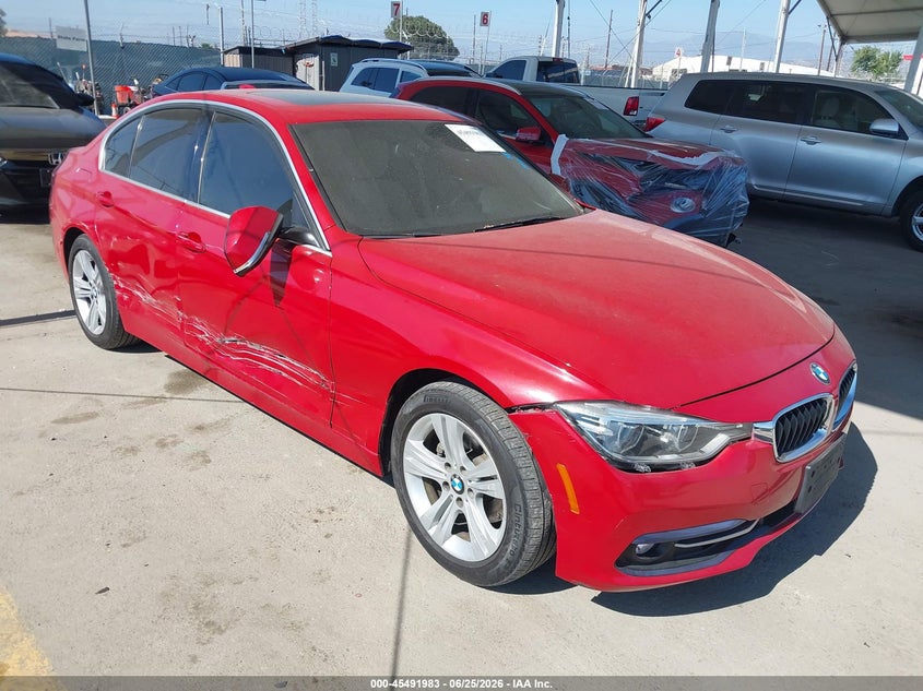 Vin: wba8b9c54jk676933, lot: 45990180, bmw 330i 2018 img_1