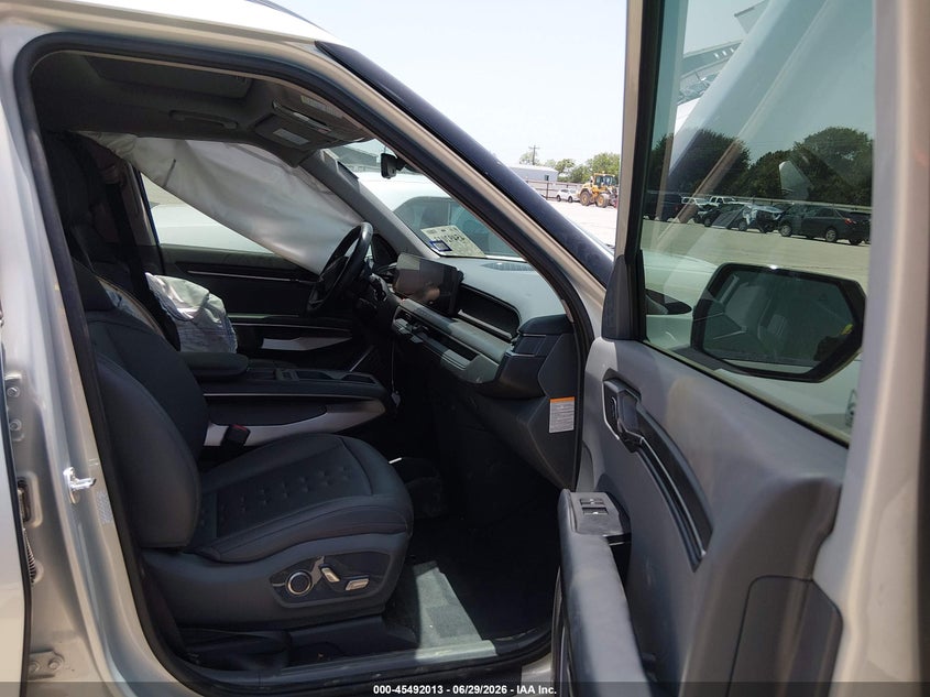 2024 KIA EV9 auction photo 5
