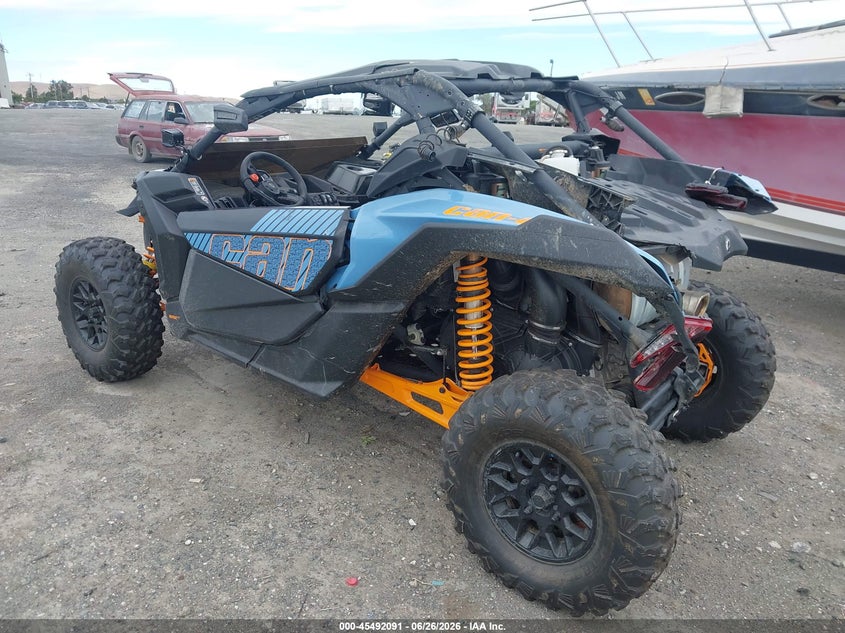 CAN-AM MAVERICK X3 2025