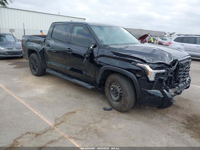 2024 Toyota Tundra  (VIN: 5TFWA5DB3RX187545)