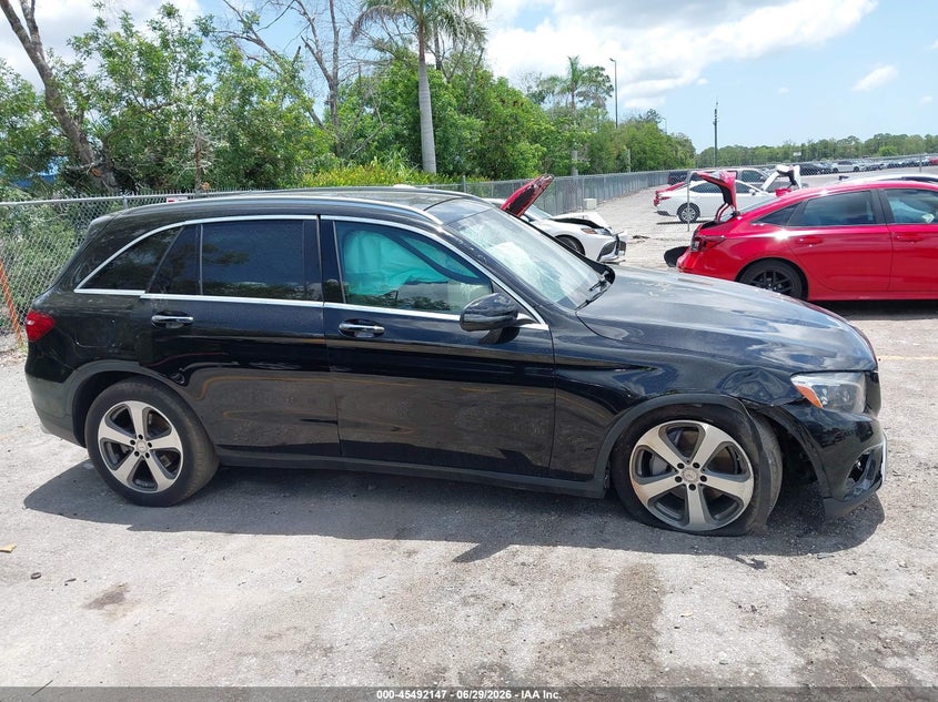2016 Mercedes-Benz Glc 300 VIN: WDC0G4JB5GF067407 Lot: 45492147