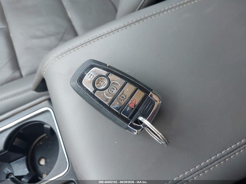 2024 Lincoln Corsair Grand Touring VIN: 5LMTJ5DZ1RUL16196 Lot: 45492182