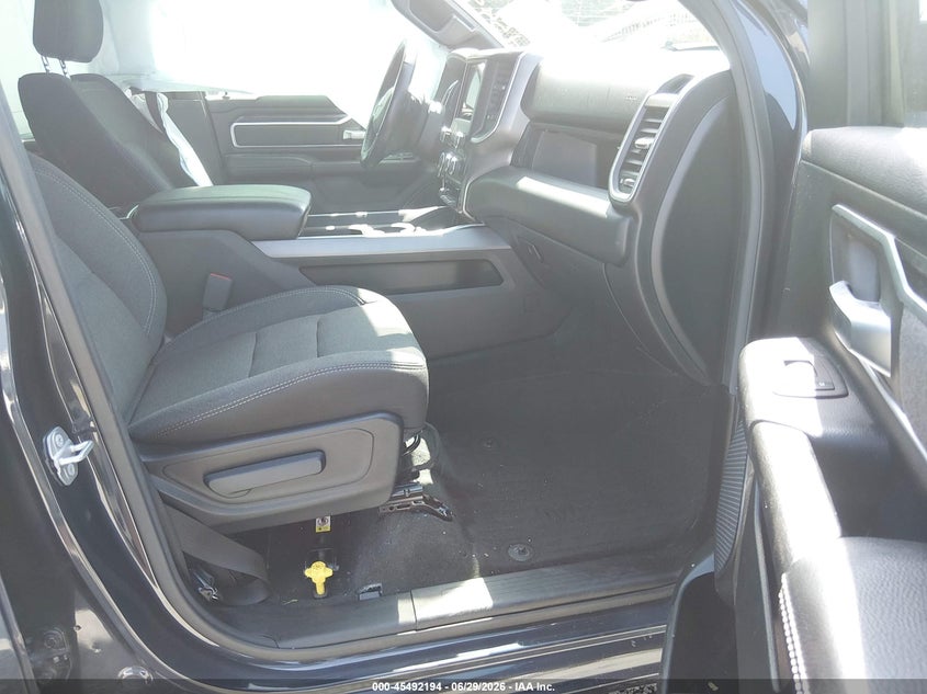 2020 RAM 1500 auction photo 5