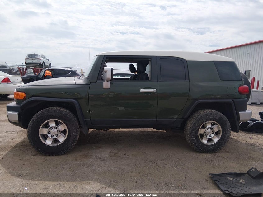 2010 Toyota Fj Cruiser VIN: JTEBU4BF5AK074201 Lot: 45492235