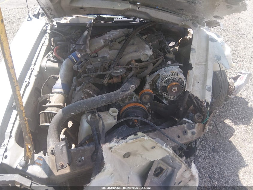 2000 Ford Mustang VIN: 1FAFP4041YF110179 Lot: 45492268