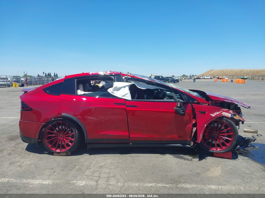 2024 Tesla Model X Plaid Tri Motor All-Wheel Drive VIN: 7SAXCBE67RF440331 Lot: 45492283