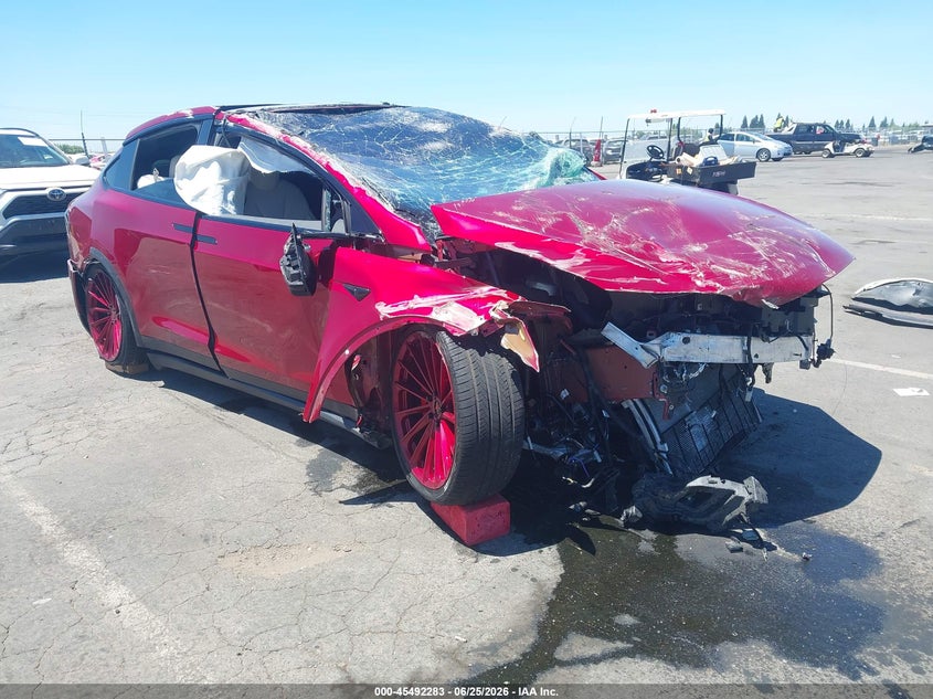 2024 TESLA MODEL X  (VIN: 7SAXCBE67RF440331)