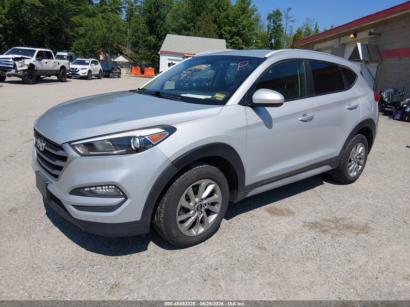 2017 Hyundai Tucson, Unknown, IAAI, VIN KM8J3CA46HU520072 — photo 2
