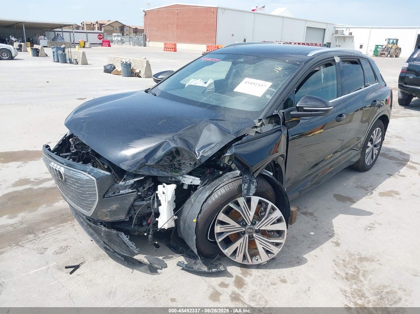 Vin: wa1bcbfz9pp025265, lot: 45990534, audi q4 e-tron premium plus 40 rwd 20232
