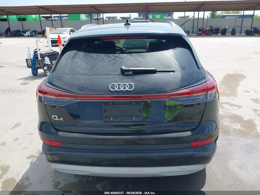 AUDI Q4 E-TRON - zdjęcie 16