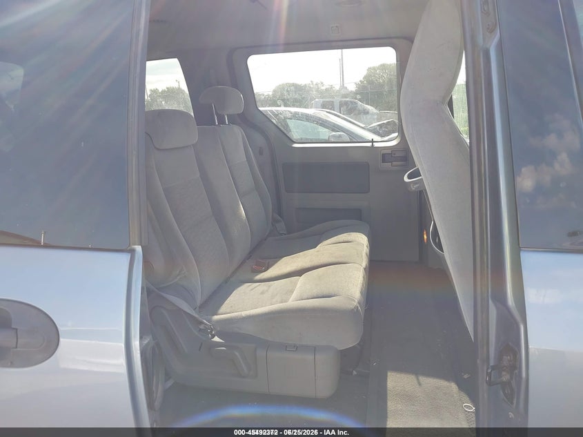 2005 Ford Freestar Se VIN: 2FMZA51695BA17109 Lot: 45492372