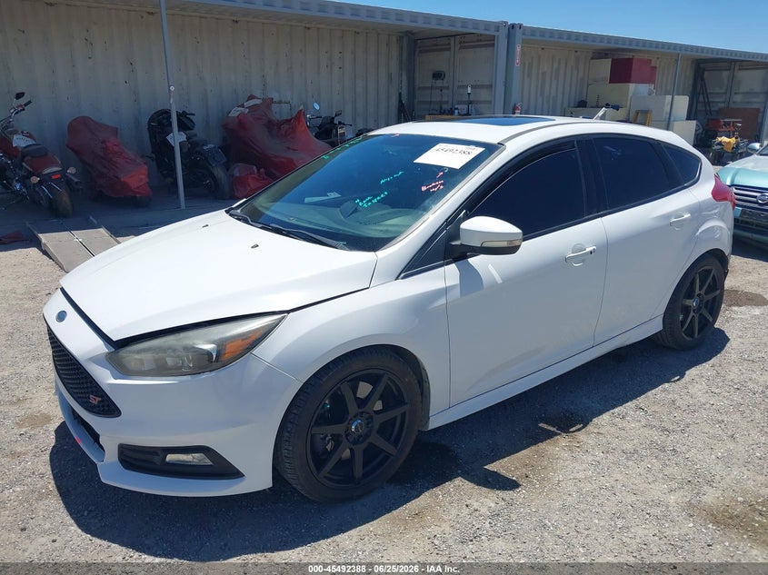 Vin: 1fadp3l99hl260602, lot: 45990585, ford focus st 20172