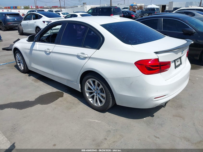 Vin: wba8e1g58gnt99276, lot: 45990737, bmw 320i 20163