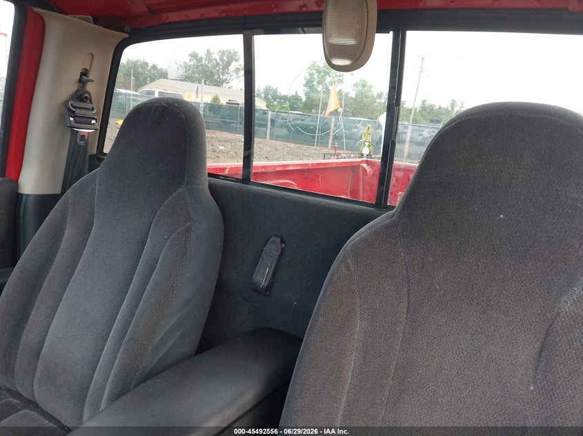 2002 Dodge Dakota VIN: 1B7GG16XX2S563584 Lot: 45492556
