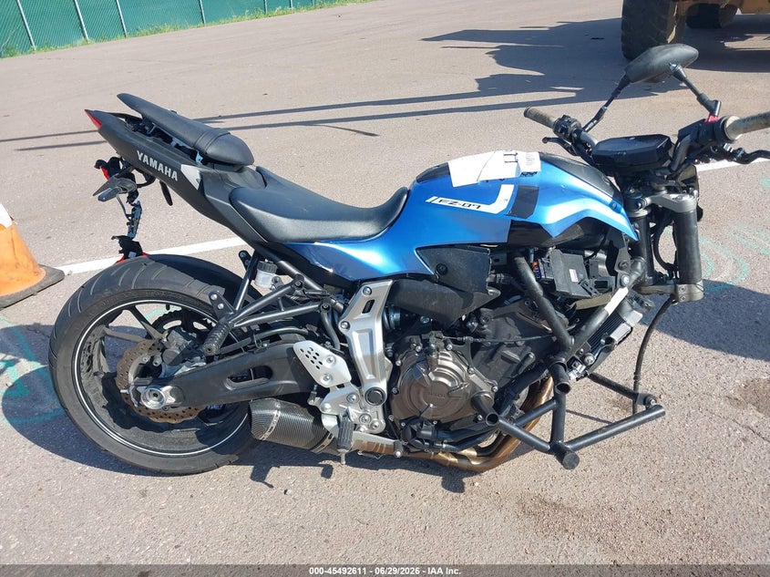 2017 Yamaha Fz07 VIN: JYARM06E6HA012251 Lot: 45492611