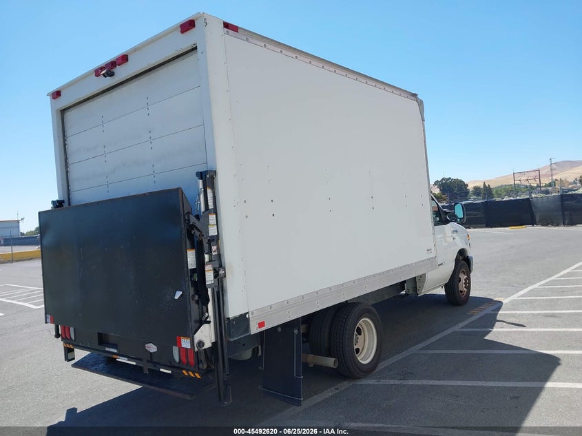 2014 FORD E-350 CUTAWAY auction photo 4