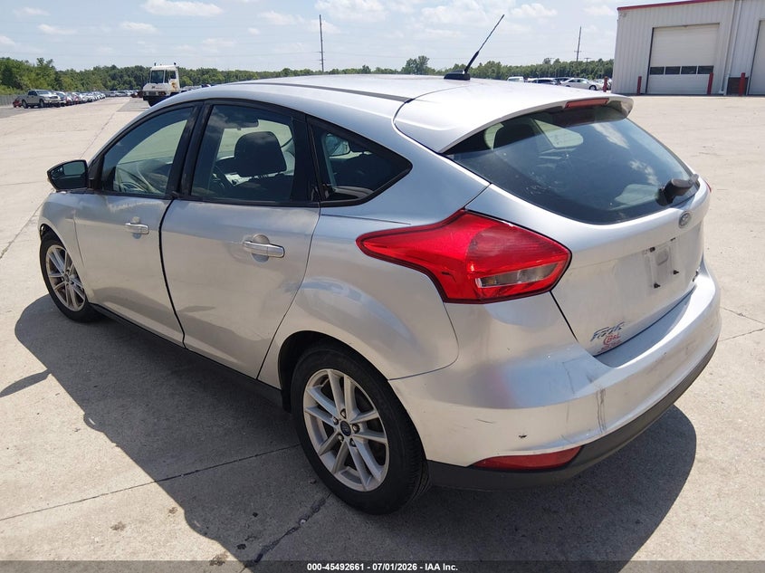 Vin: 1fadp3k21fl263169, lot: 45990858, ford focus se 20153