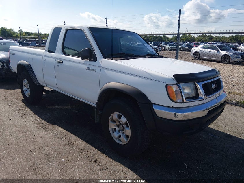 2000 NISSAN FRONTIER 2WD SE/XE
