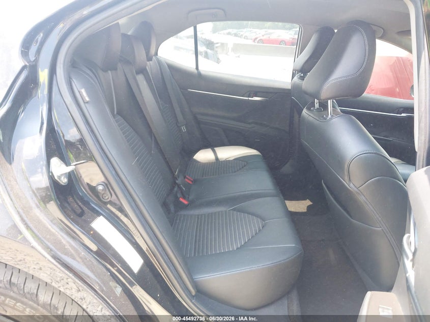 2021 TOYOTA CAMRY auction photo 8