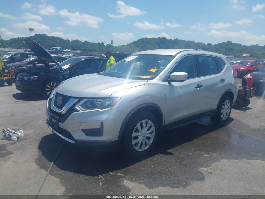 2020 NISSAN ROGUE auction photo 2
