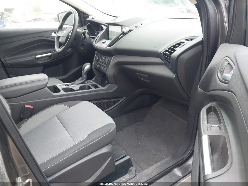 2019 FORD ESCAPE auction photo 5