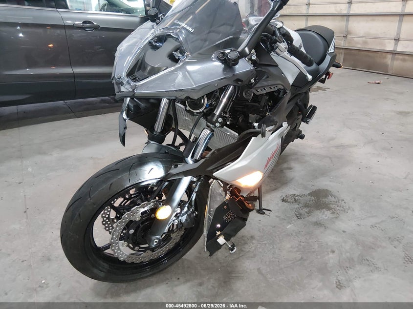 2026 Kawasaki Ex650 P VIN: ML5EXEP16TDAG7415 Lot: 45492800