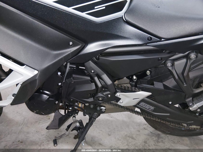 2026 Kawasaki Ex650 P VIN: ML5EXEP16TDAG7415 Lot: 45492800