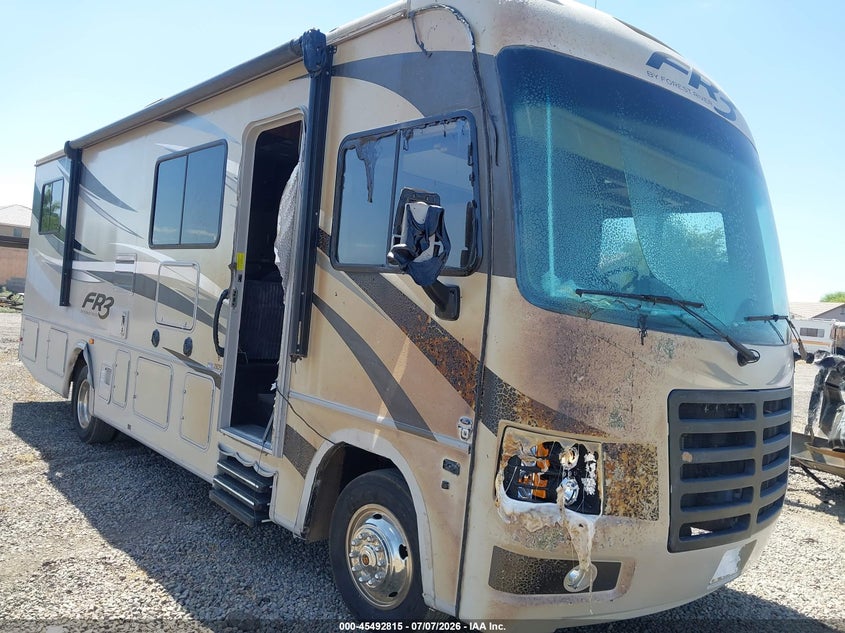 2015 FORD F53 auction photo 6