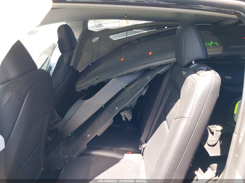 TESLA MODEL Y 2024 VIN 7SAYGAEE6RF033272