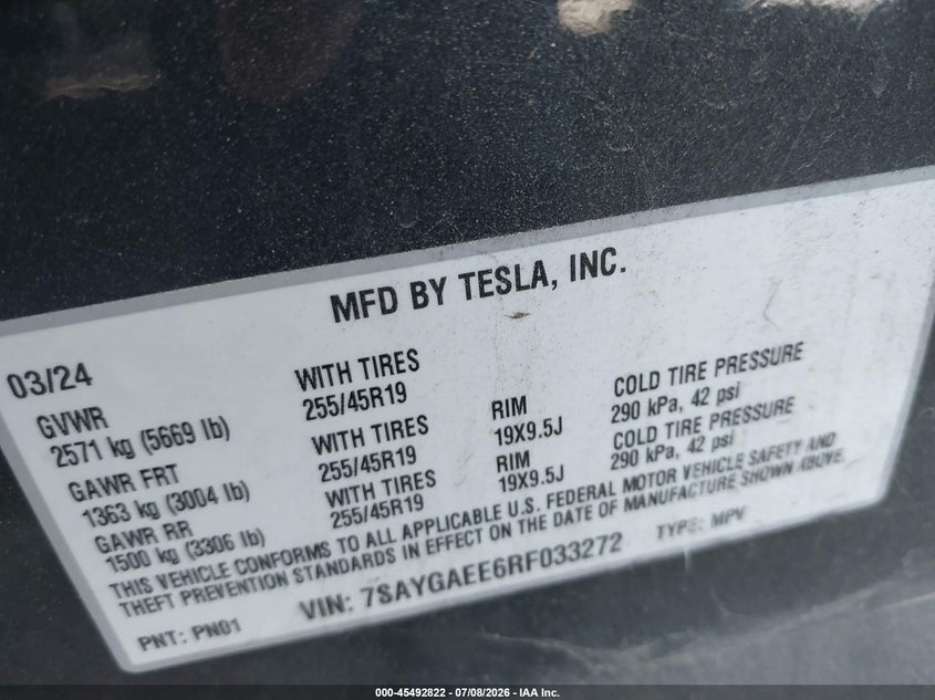 TESLA MODEL Y 2024 VIN 7SAYGAEE6RF033272