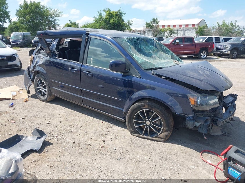 Vin: 2c4rdgeg5hr715836, lot: 45991050, dodge grand caravan gt 2017 img_1