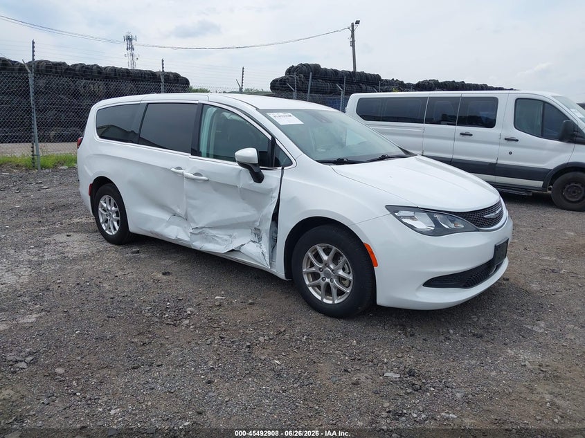 Vin: 2c4rc1cg8mr556985, lot: 45991106, chrysler voyager lx 2021 img_1