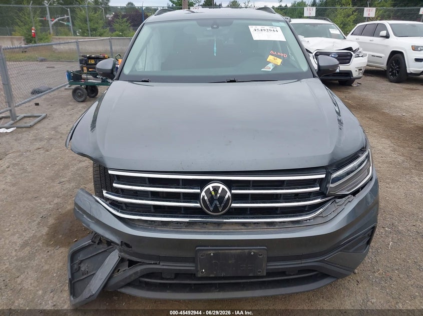 2023 VOLKSWAGEN TIGUAN 2.0T S — Фото 12