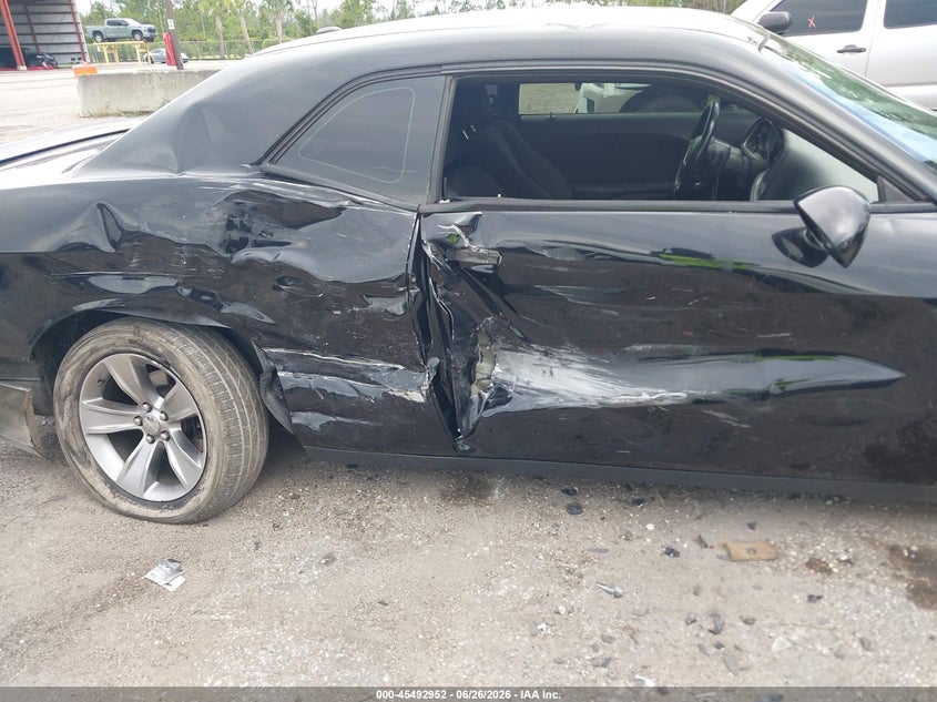 2019 DODGE CHALLENGER auction photo 6