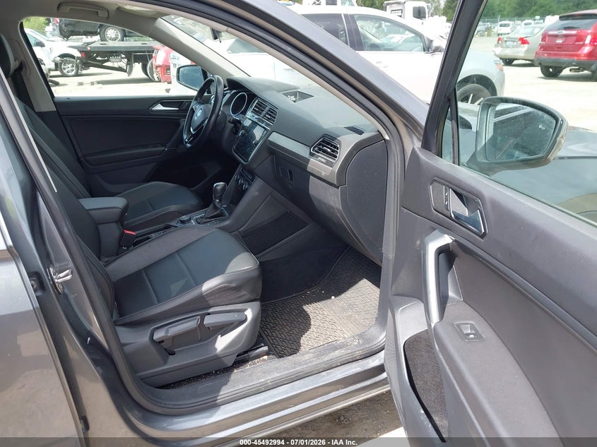 2018 VOLKSWAGEN TIGUAN auction photo 5