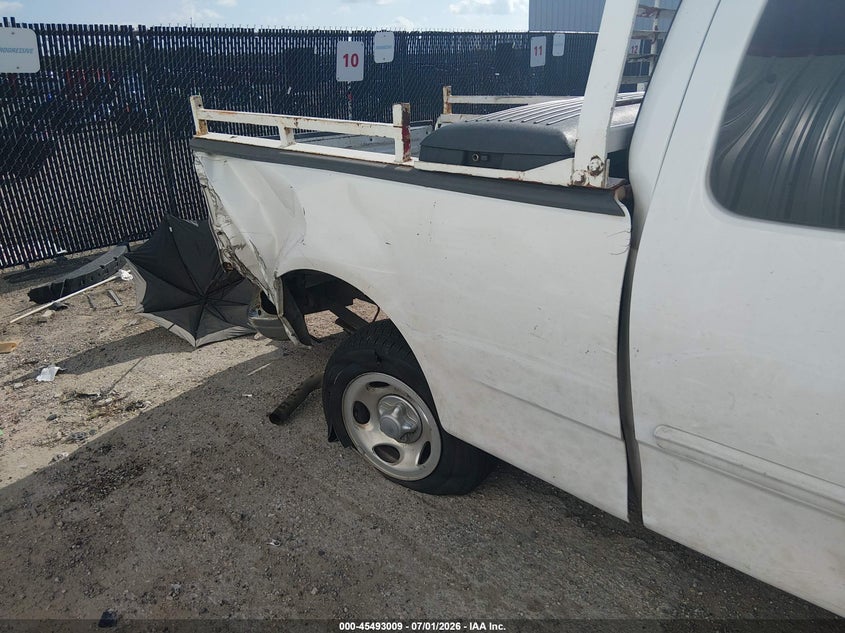 2004 FORD F-150 HERITAGE auction photo 6