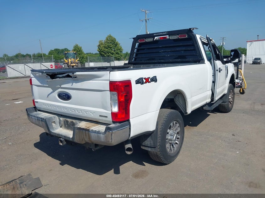 2017 FORD F-350 auction photo 4