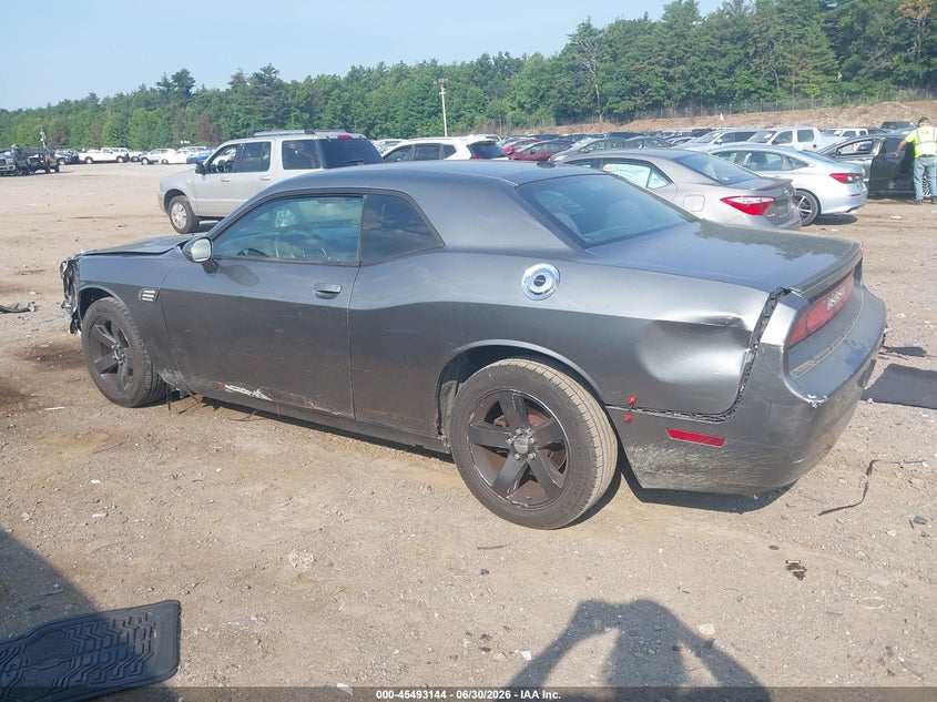 Vin: 2b3cj4dg2bh571305, lot: 45991341, dodge challenger 20113