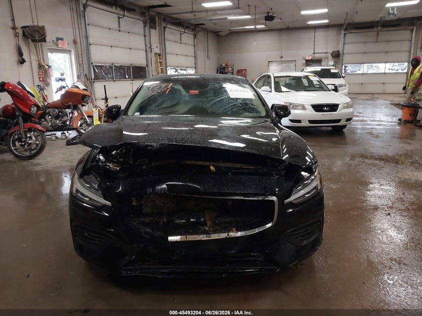 2019 Volvo S60 T6 Momentum VIN: 7JRA22TK8KG004817 Lot: 45493204
